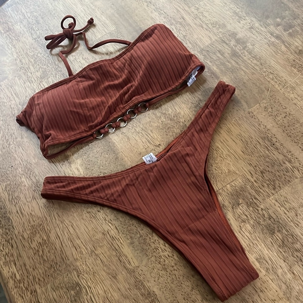 😱 New Ribbed Halter Top and Thong Bikini Set size L